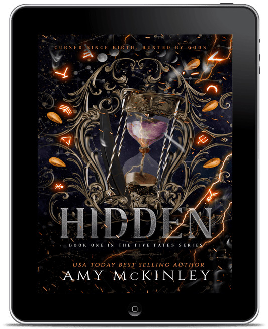 romantasy fantasy romance fates and curses ebook Hidden by Amy McKinley